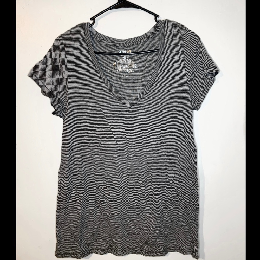 [NEW] Cute Basic Stripe T-Shirt for Women.